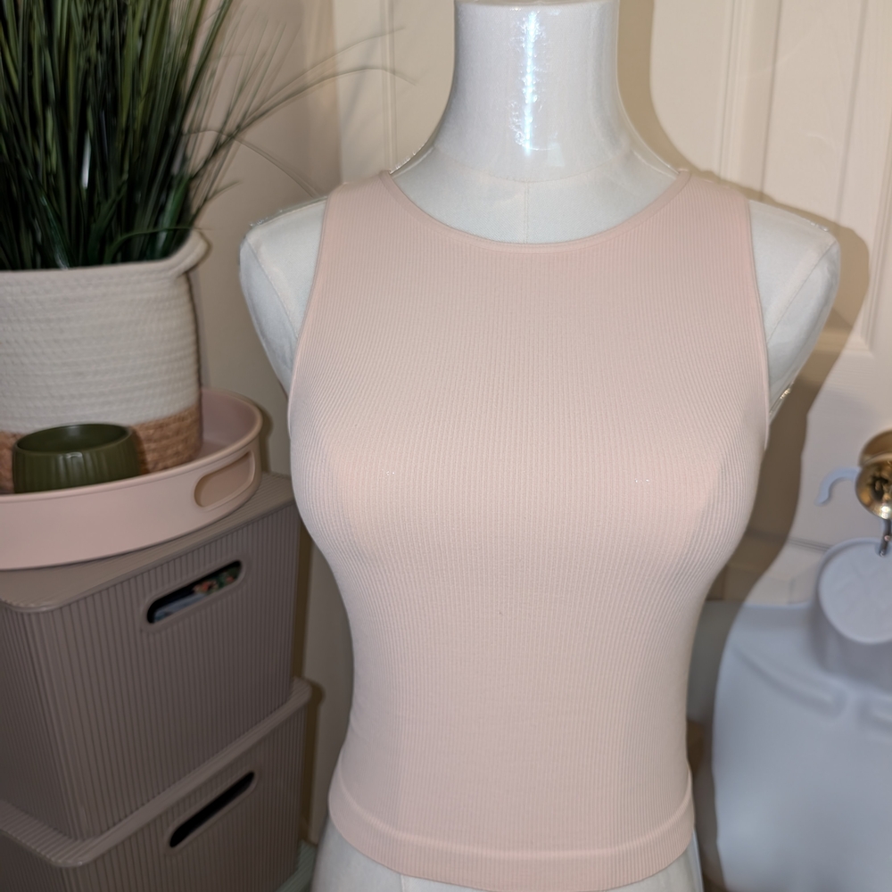 🔥2 Sleeveless High-Neck Ribbed Tank Tops - Pink & Tan - Picture 3 of 6